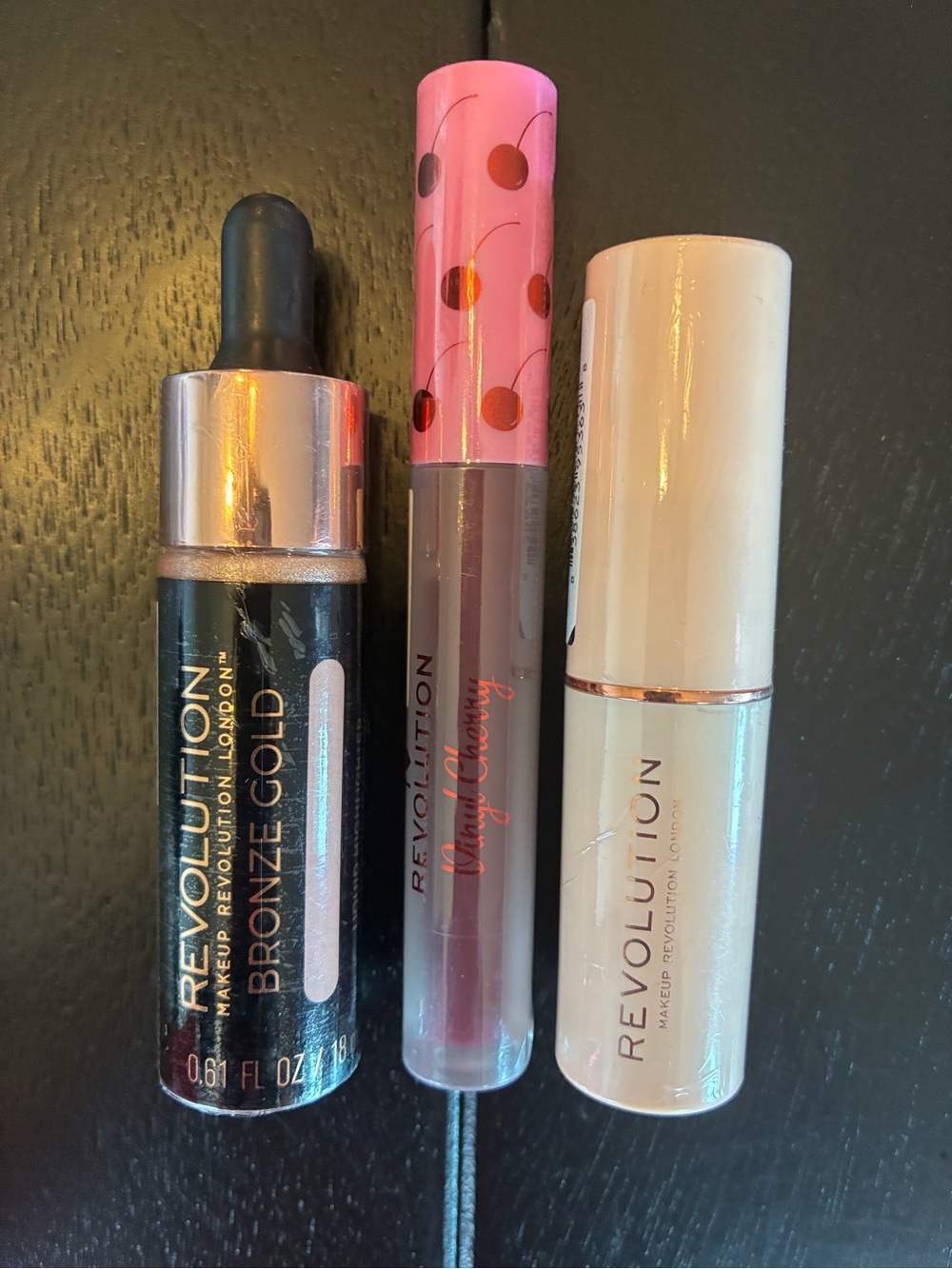 Makeup Revolution 3-Piece Makeup Bundle Bronzer Lip Gloss Foundation F8